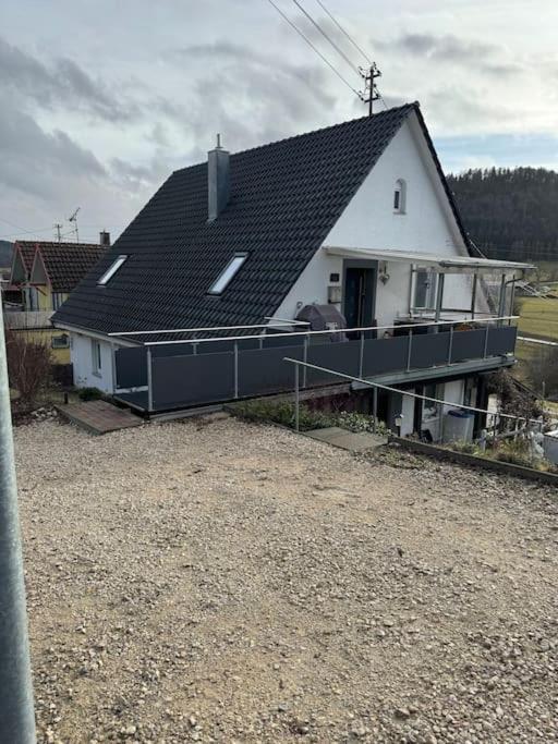 Loft Wohnung Mit Toller Aussicht Messstetten Zewnętrze zdjęcie