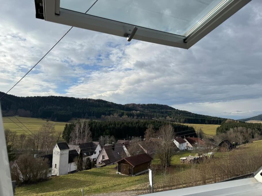 Loft Wohnung Mit Toller Aussicht Messstetten Zewnętrze zdjęcie